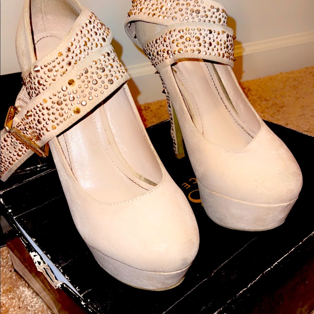 Nude high Heel for sale